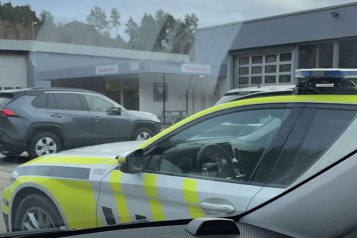 Delte ut åtte førelegg