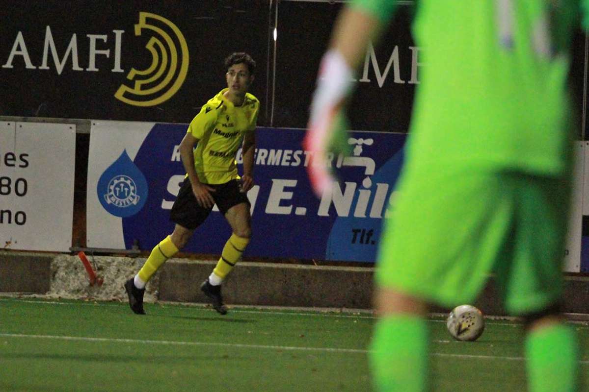 Kerem Duvarci, som sette inn 1-0, klar for innlegg. (Foto: KVB)