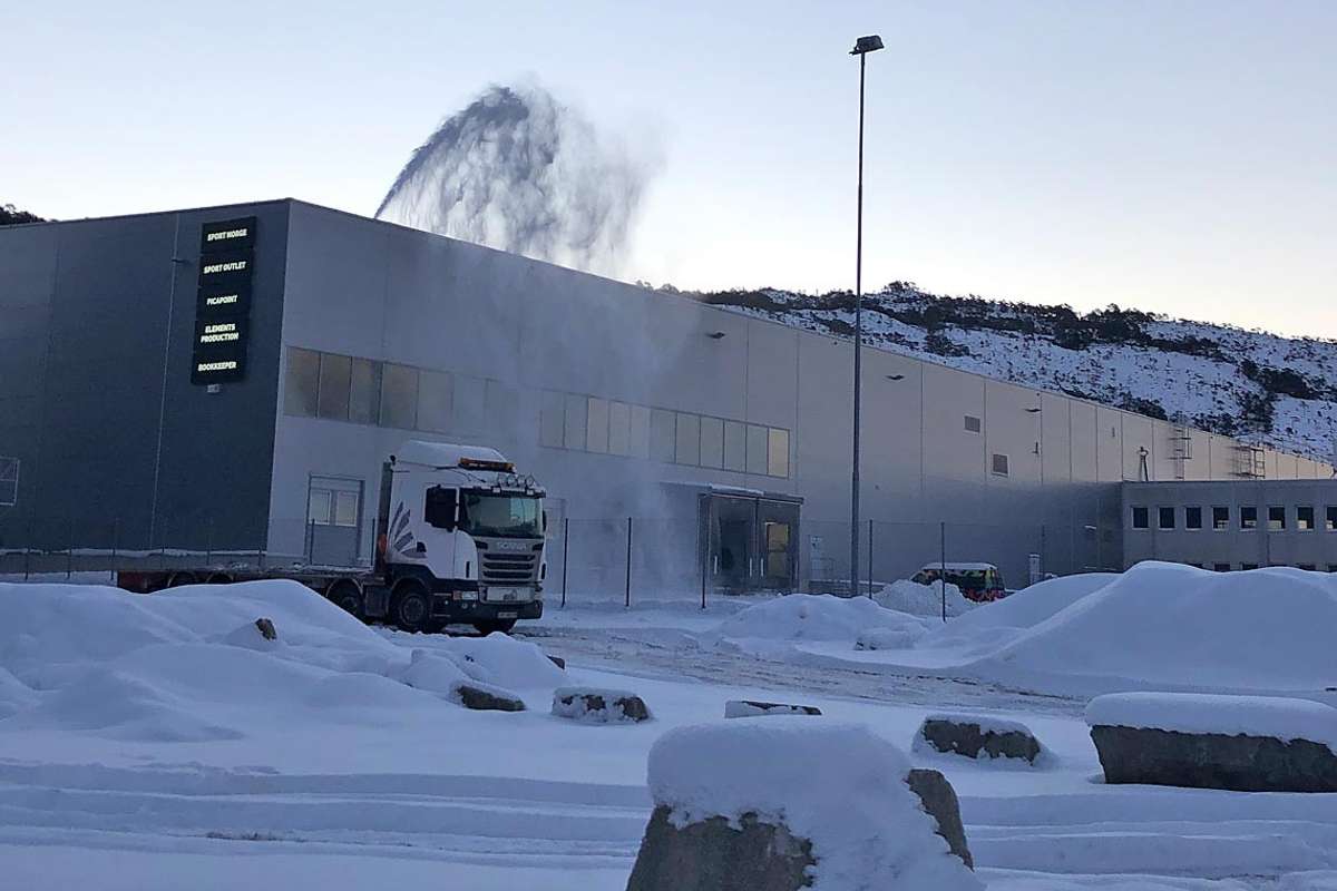Rydda 36.000 kvadratmeter for snø
