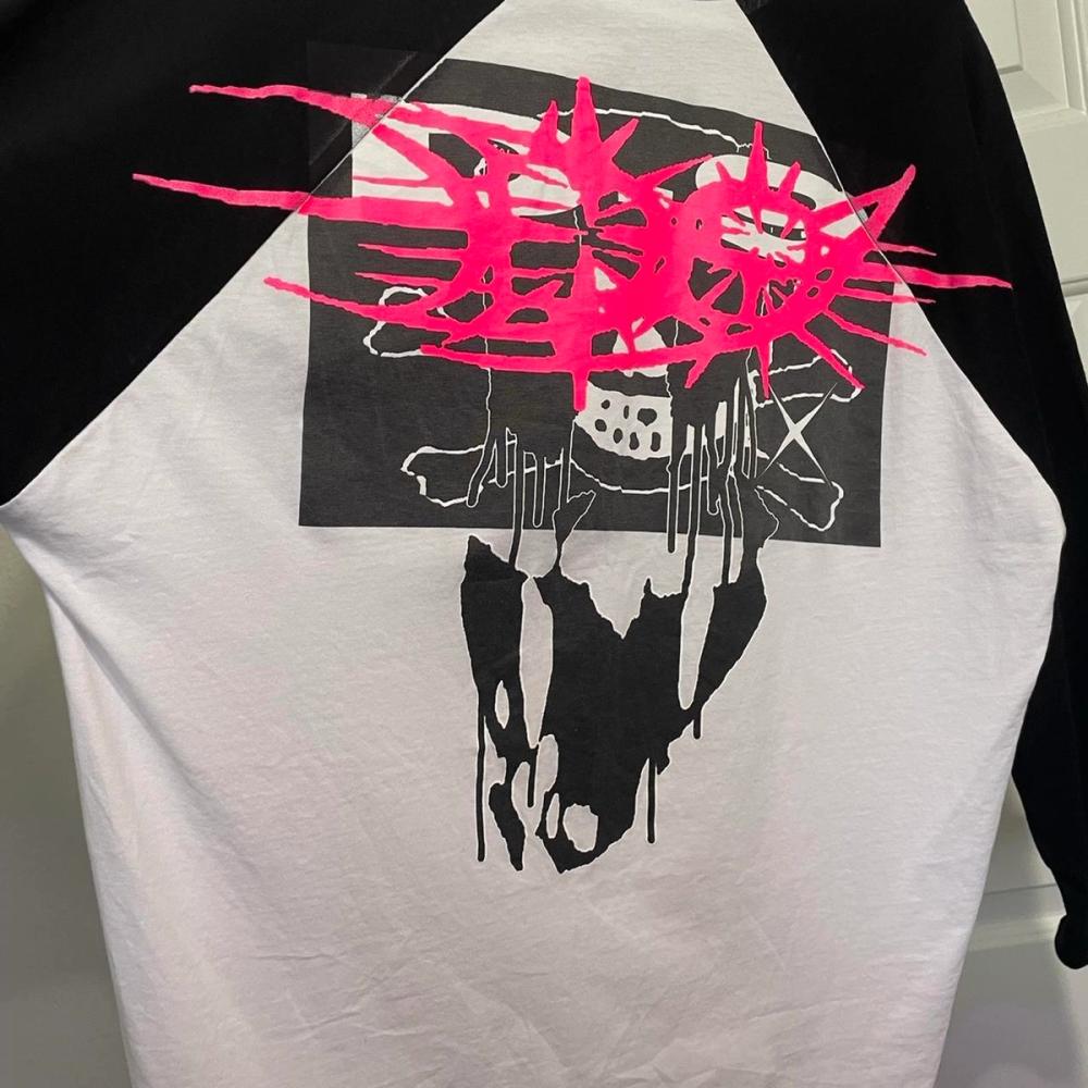 Tour Raglan (White /Black) — image 4 of 6