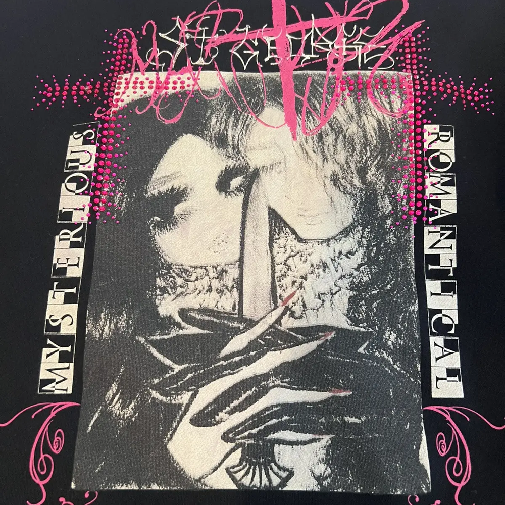 Martyr Crewneck (Female) — image 3 of 3