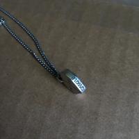 g'LOSS Love Pill Necklace (NYC) - Thumbnail 7