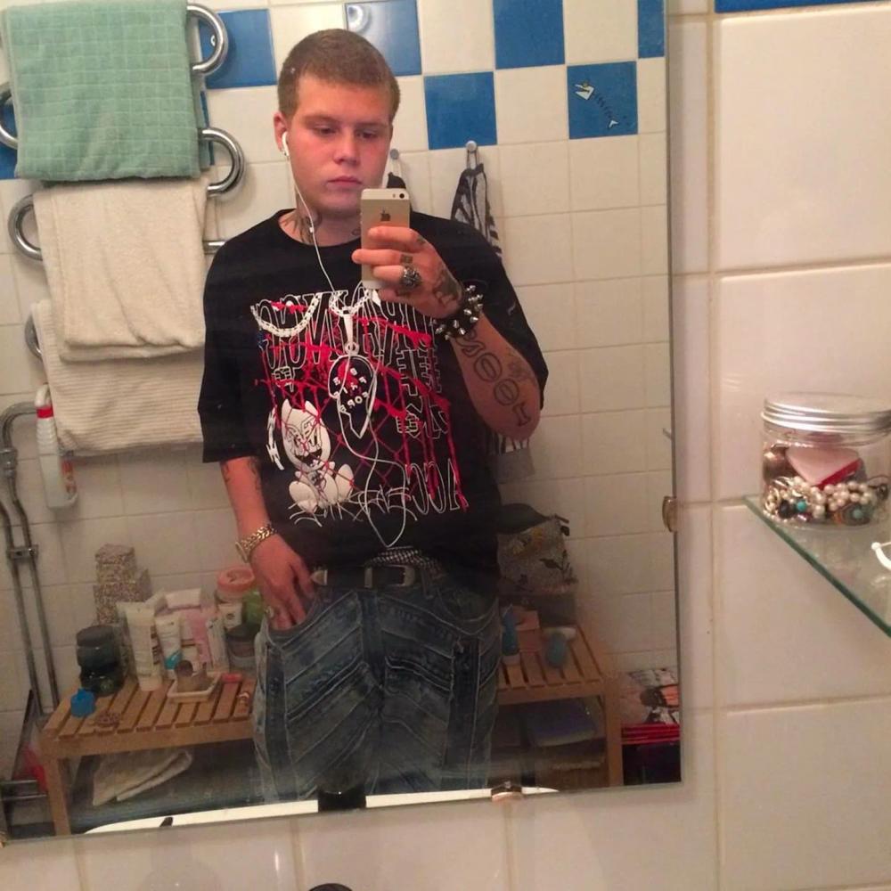 Drain & g’LOSS DrainGG Tee — image 6 of 8