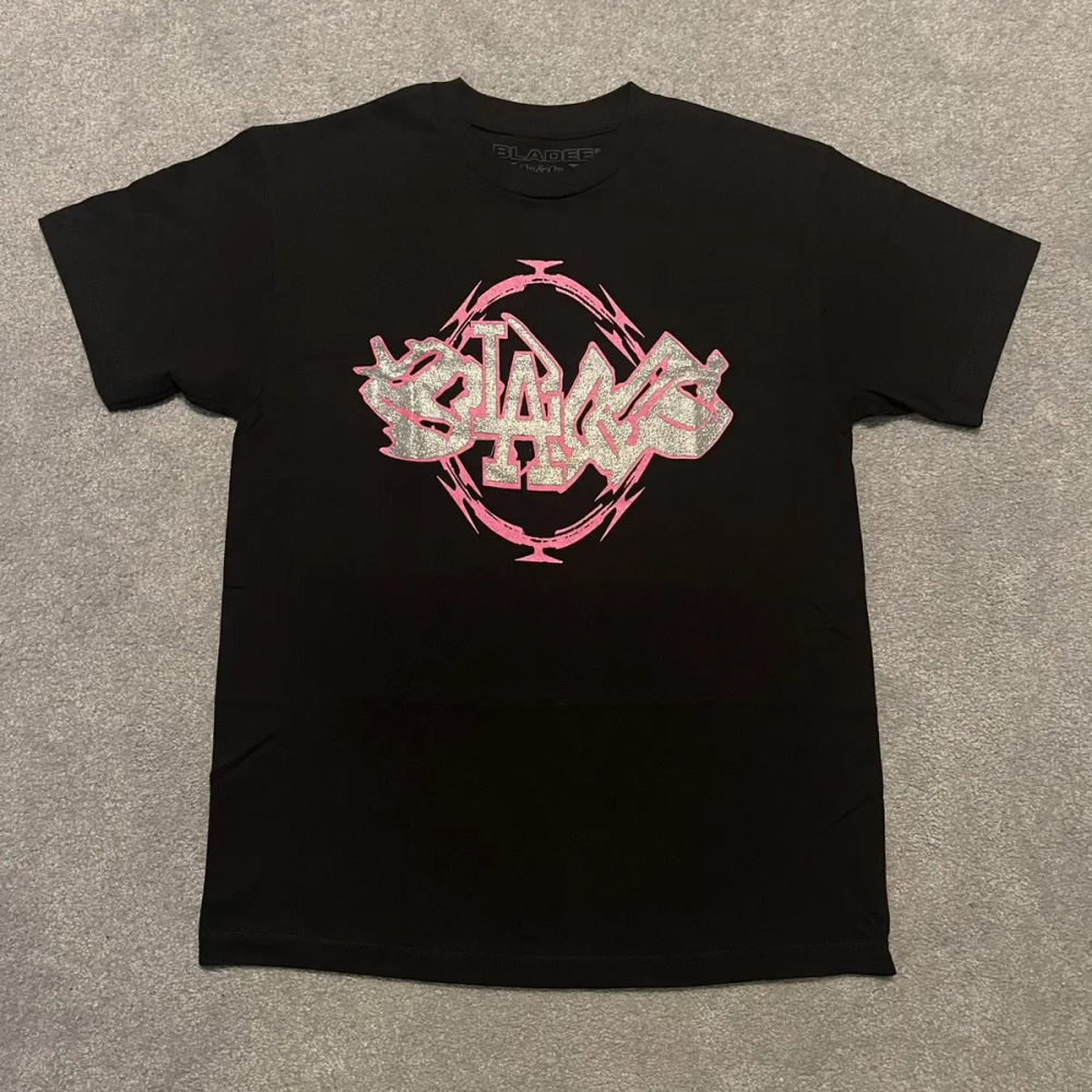 Razorwire / Exer Tee (Black/Pink) (US) - View 1