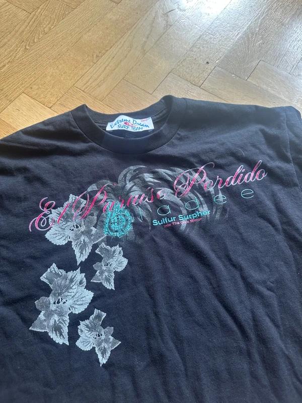 El Paraíso Perdido Tee — image 2 of 4
