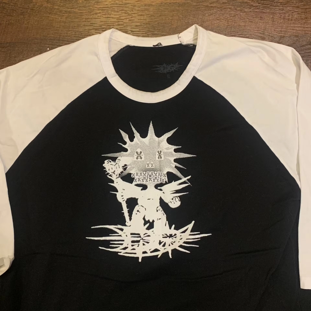 Tour Raglan (Black/White) — image 3 of 5