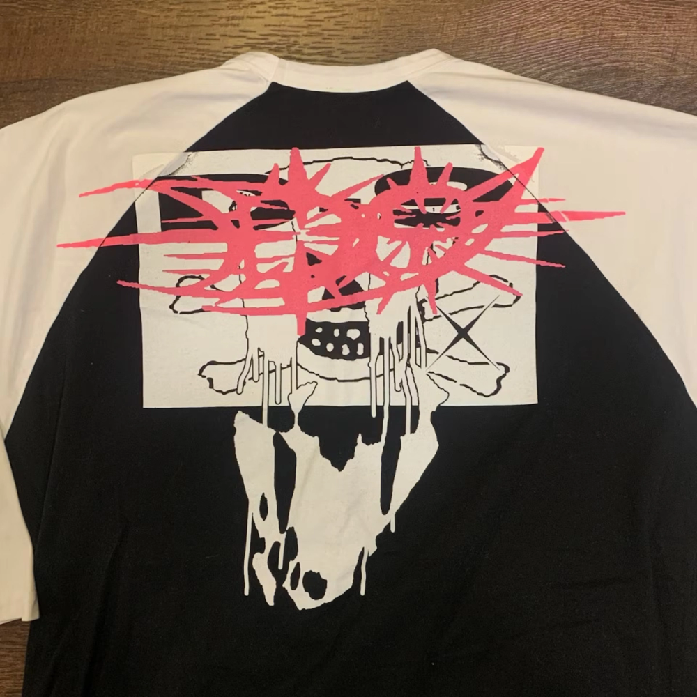 Tour Raglan (Black/White) — image 4 of 5