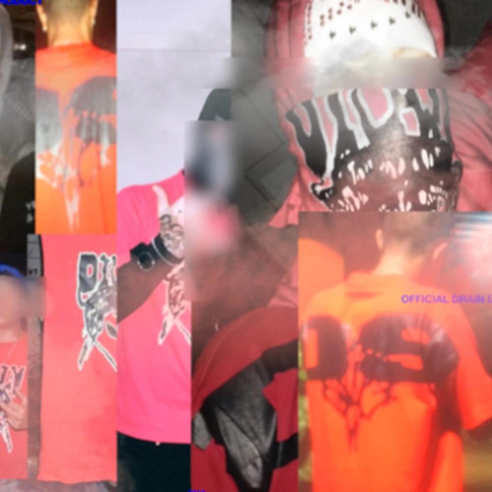 D925 Red Alien Tee — image 9 of 9