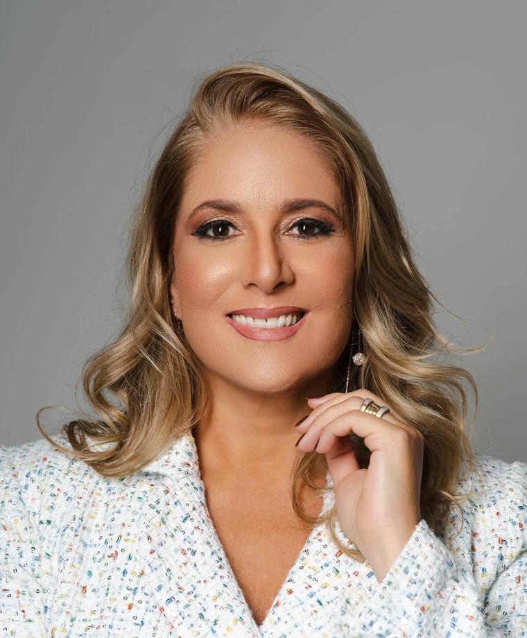 Profa. Dra. Fernanda de Araújo