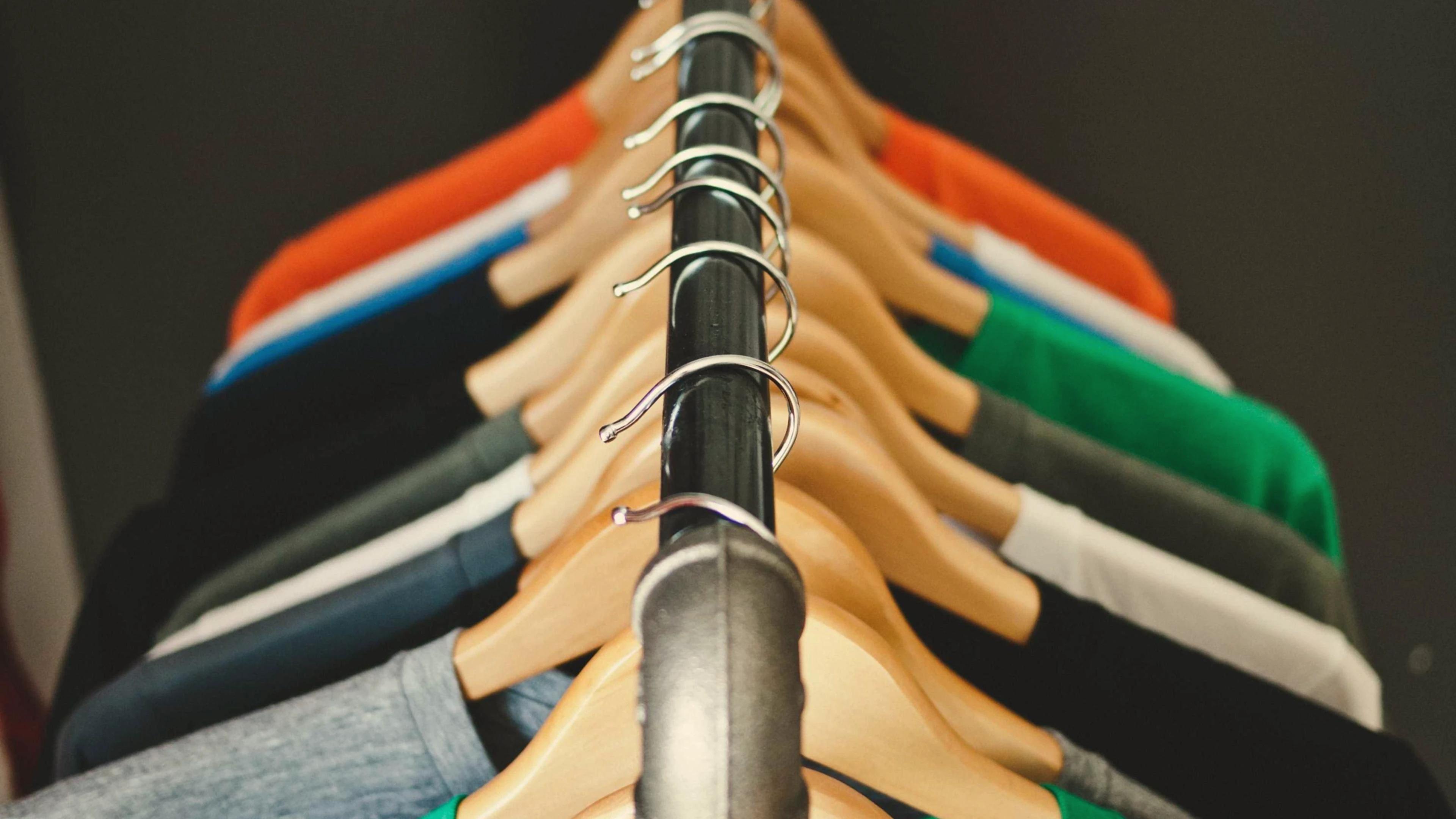 Editorial luxury perspective on the divergence - View 5