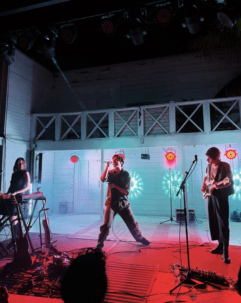 0FF14020-474D-46B2-88C2-FD9288CCEE7B