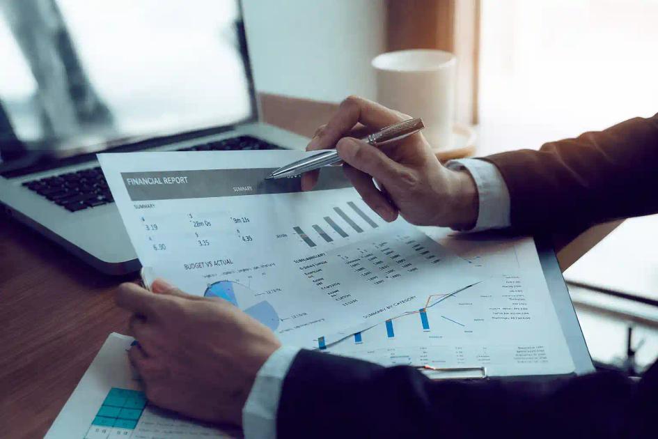 Bilan financier : méthode complète pour analyser liquidité, solvabilité et risque (avec BFR et dette nette)