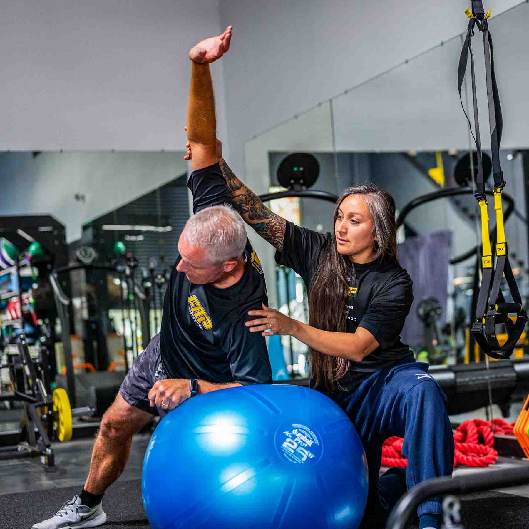 Athlete Training (45min) + Recovery (10 session pack)