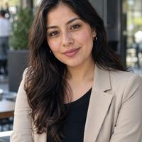 Divina Q., E-commerce Assistant