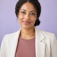 Camille Girard, Bilingual Customer Service Assistant