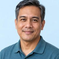 Raymundo M., Graphic Designer