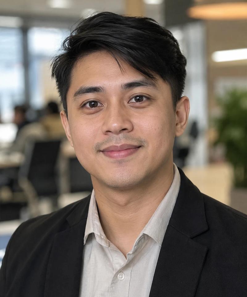 Jomari T., Email Support Assistant