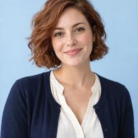 Élodie, English-French Speaking Assistant