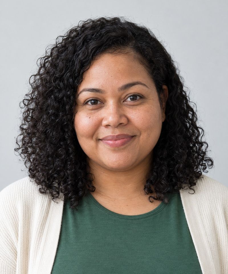 Encarnita S., Marketing Assistant