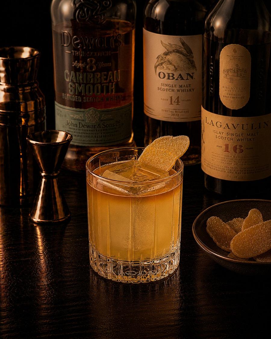 Penicillin drink with ice cube and wedge