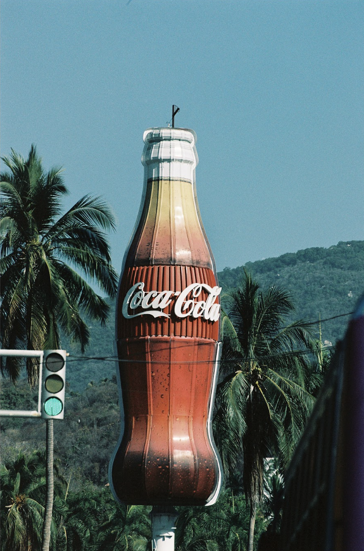Pia Riverola — Coca Cola