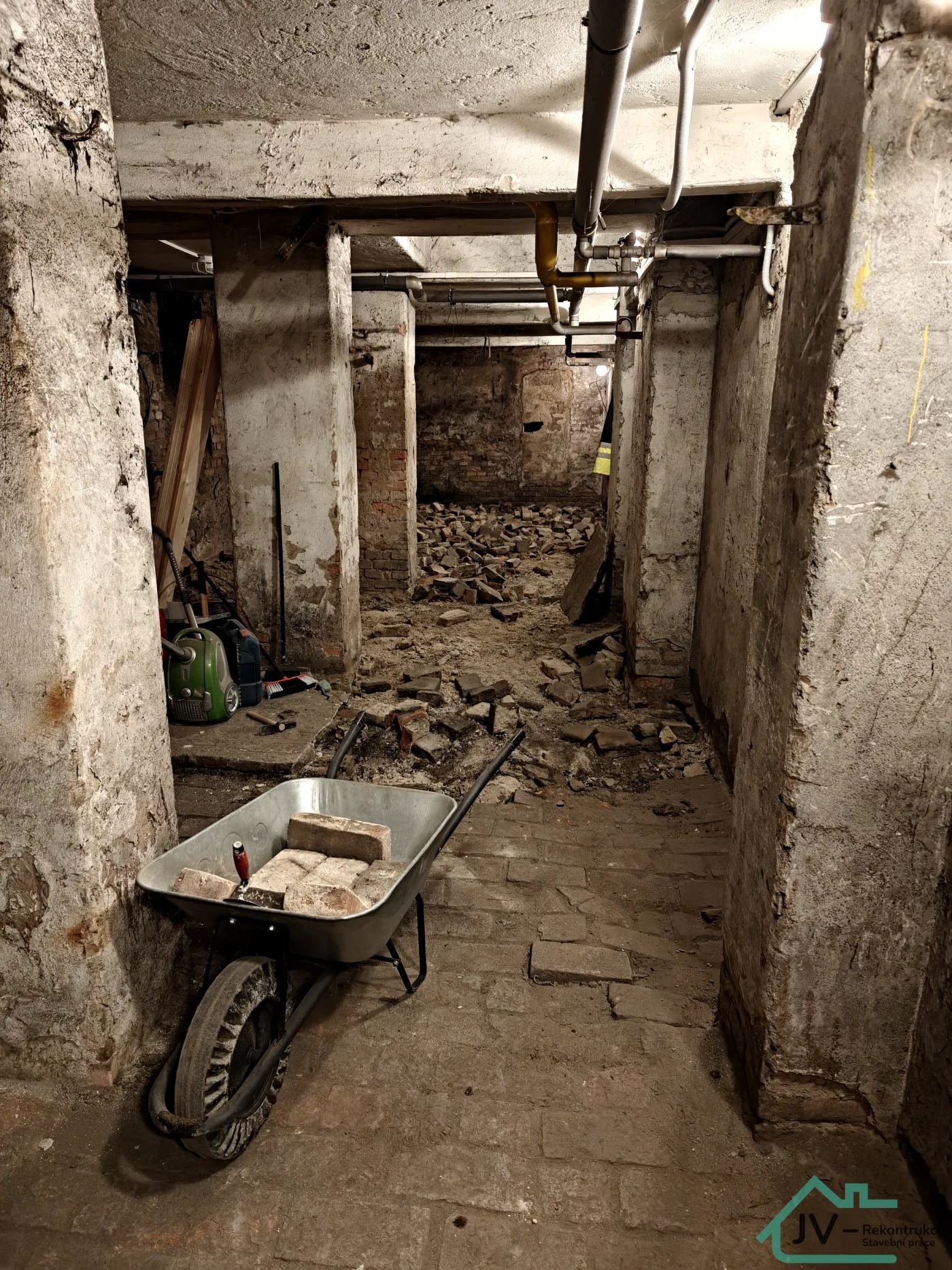 Fotografie před rekonstrukcí