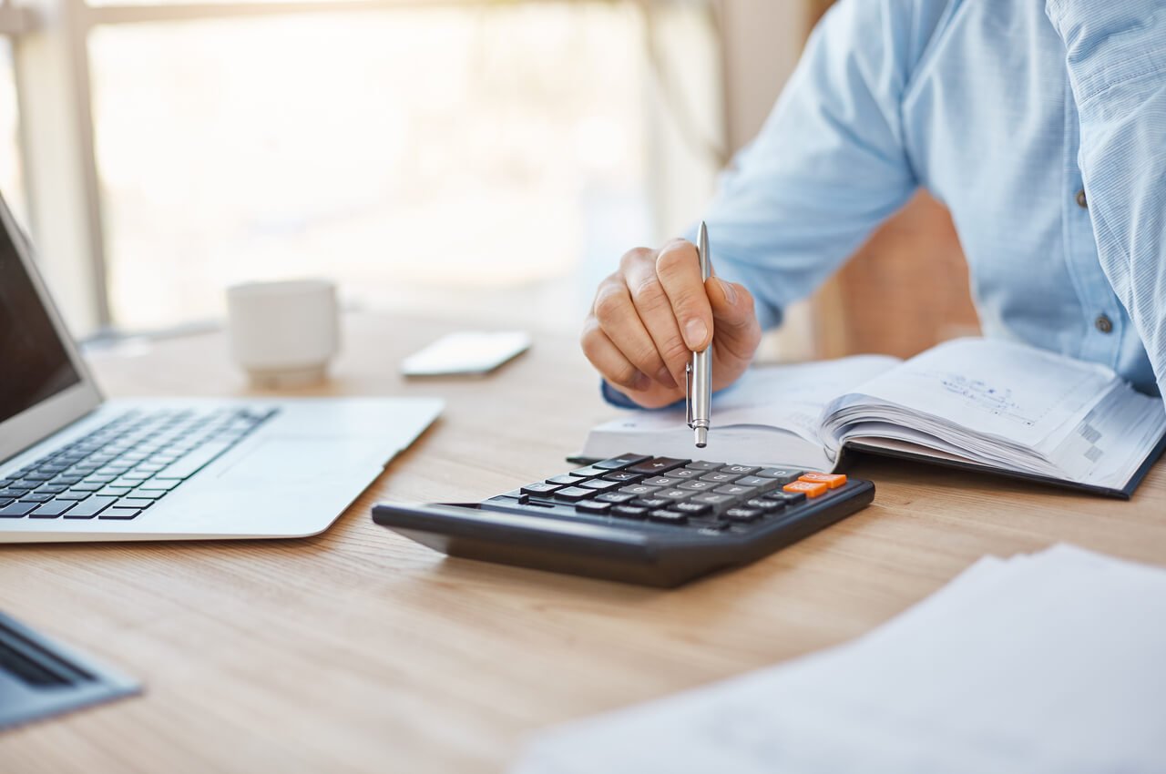 Exención vs. deducción fiscal: diferencias y ejemplos