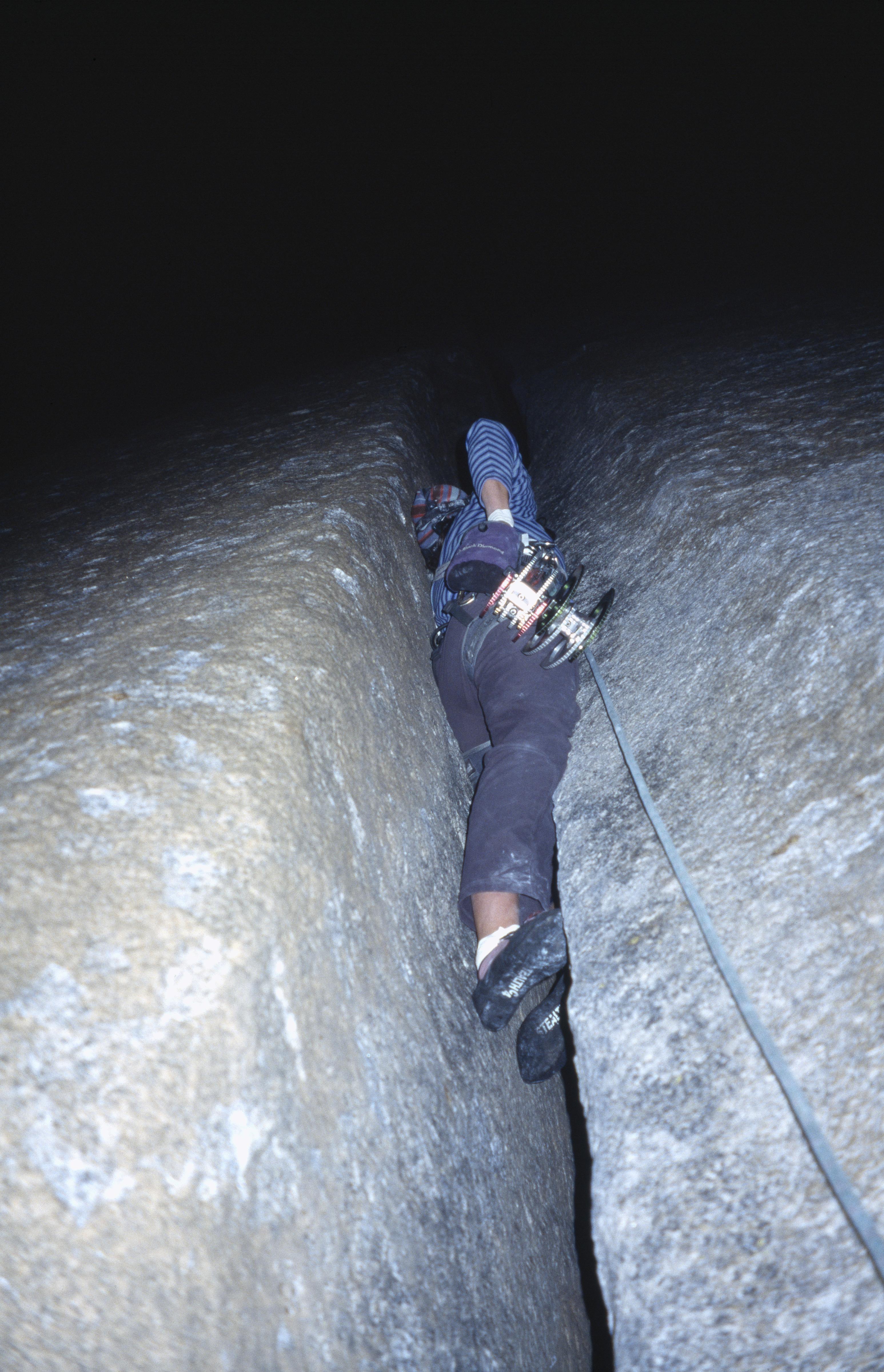 El Cap free in a day, 2004, 2 of 6. The Monster offwidth was really nice in the dark, so quiet and cozy 🐰 It’s interesting how when you’re climbing there’s always this instinctive sense of anxiety as evening approaches, and then once it’s actually night, everything becomes peaceful and calm. 
