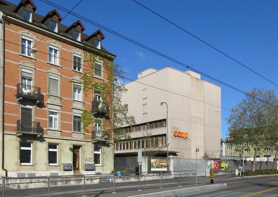 Weinlager_Esch Sintzel Architekten_©Raphael Schicker Stiftung Habitat_Exterior old