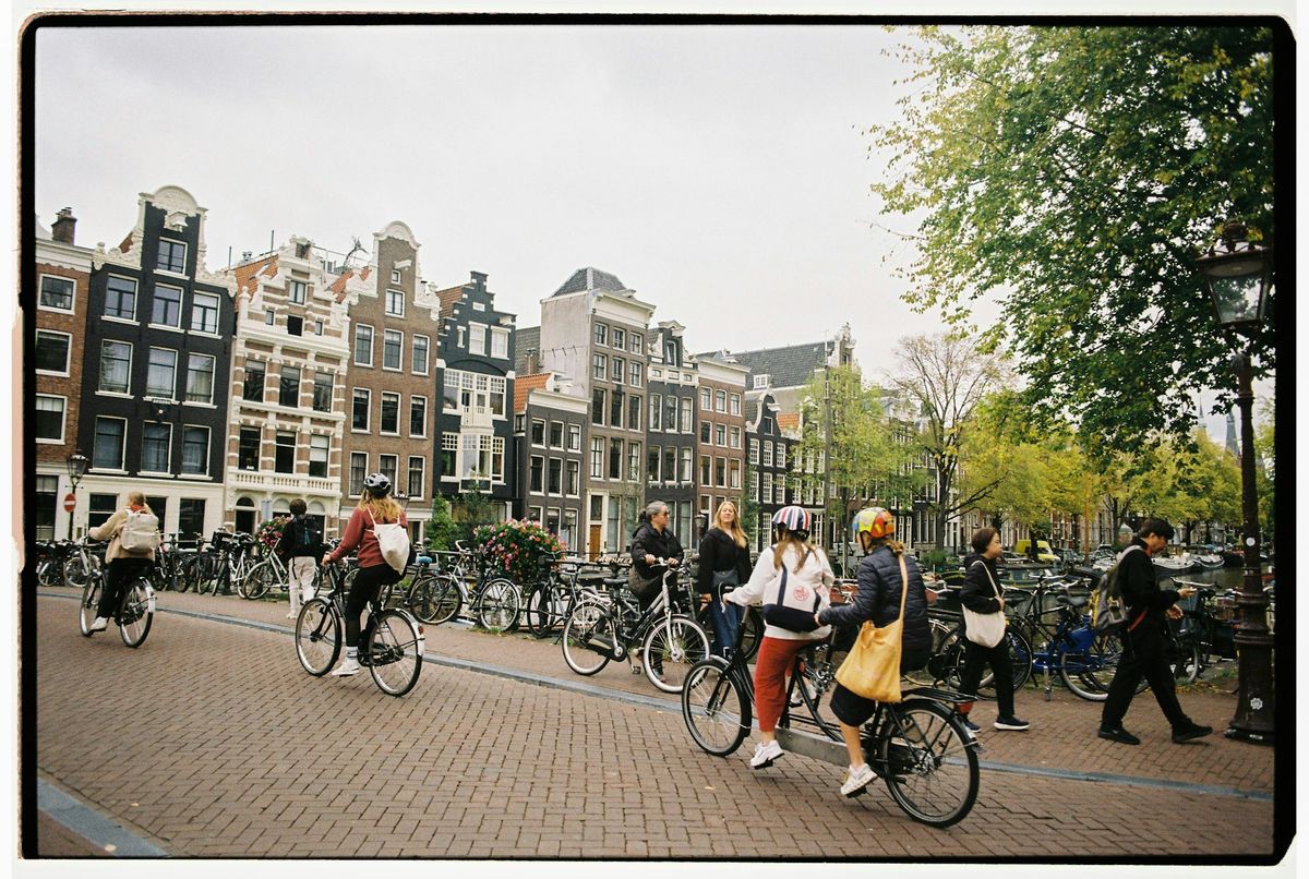 lawrence-krowdeed-Mh3_PuJDw7I-unsplash