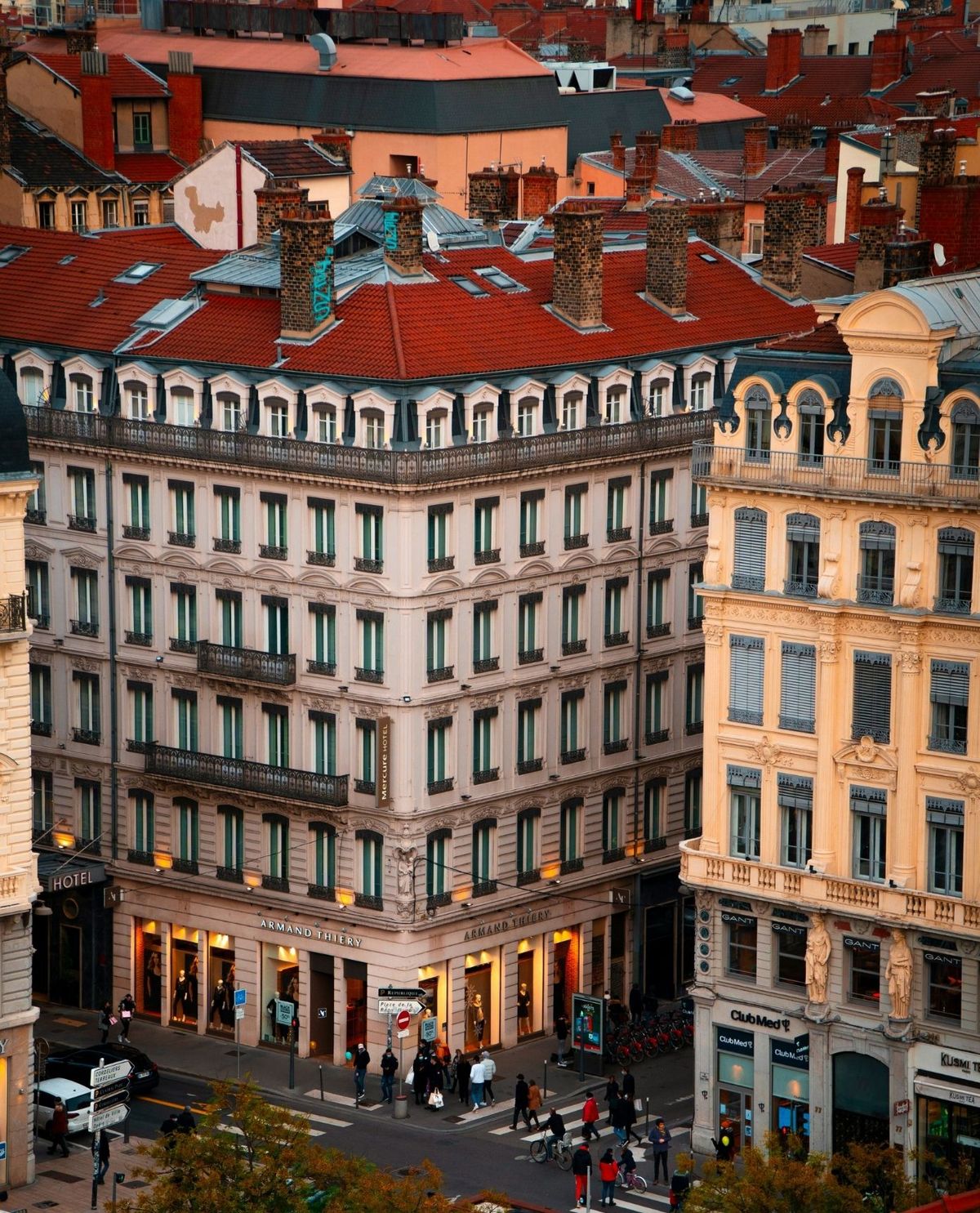 Lyon2