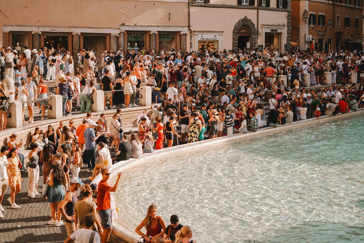 lala-azizli-esKtolHZvW8-unsplash