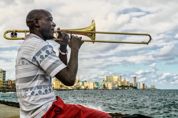 'Malecon Sounds' by Willem Kuijpers (Havana, Cuba)