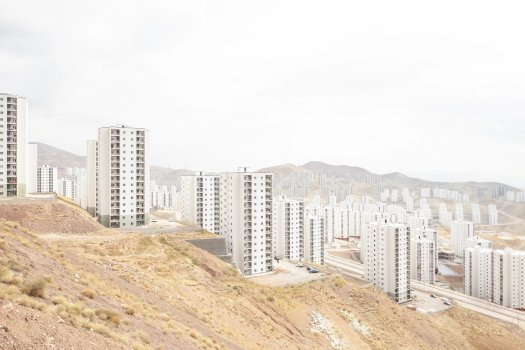 'Welcome to Paradise' by Manolo Espaliú (Pardis, Iran)