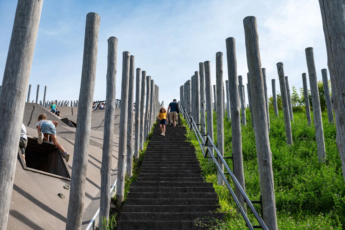 dreamstime_xxl_290318581