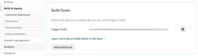 Med en build hook kan publiseringsløsningen din (Contentful i mitt tilfelle) automatisk trigge en ny build når nytt innhold legges inn.