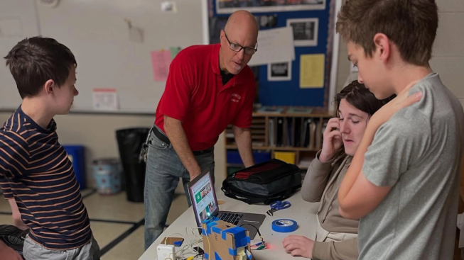 Jim Cibulka supports his students to use micro:bits in their creative projects  