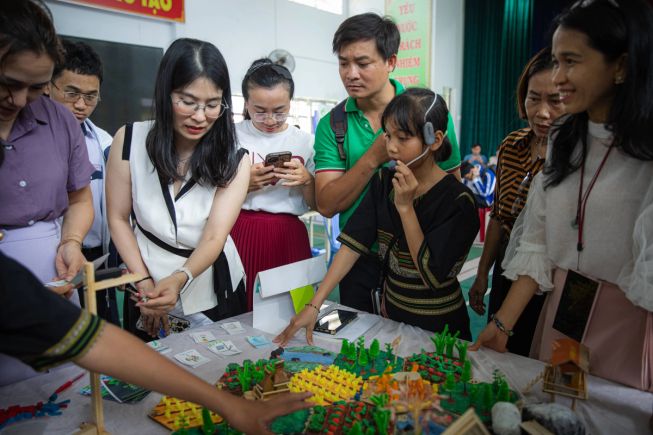 The GreenMind project from Viet Nam, one of the do your :bit entries