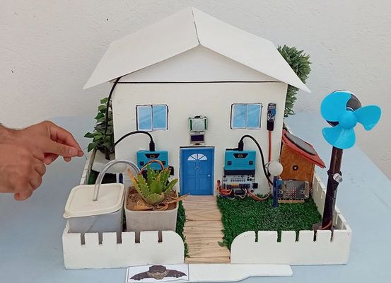 een smart home-prototype gebouwd voor de do your:bit-uitdaging