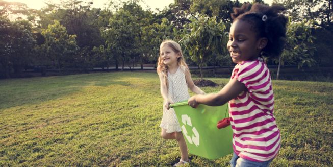 Children collecting litter