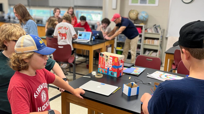 Students in Missouri get hands on and creative with micro:bits
