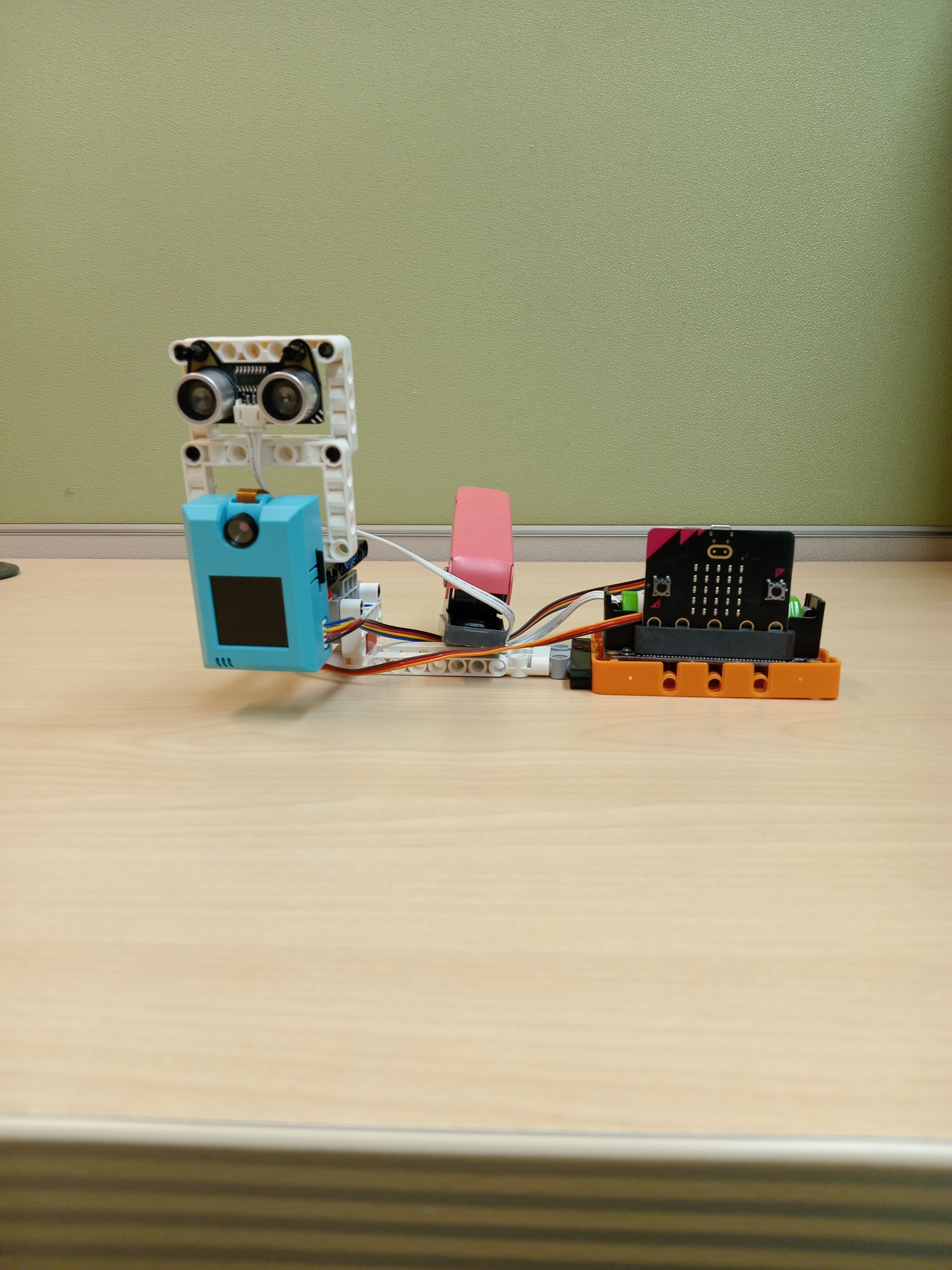 Close up photograph of the Smart Traffic Light