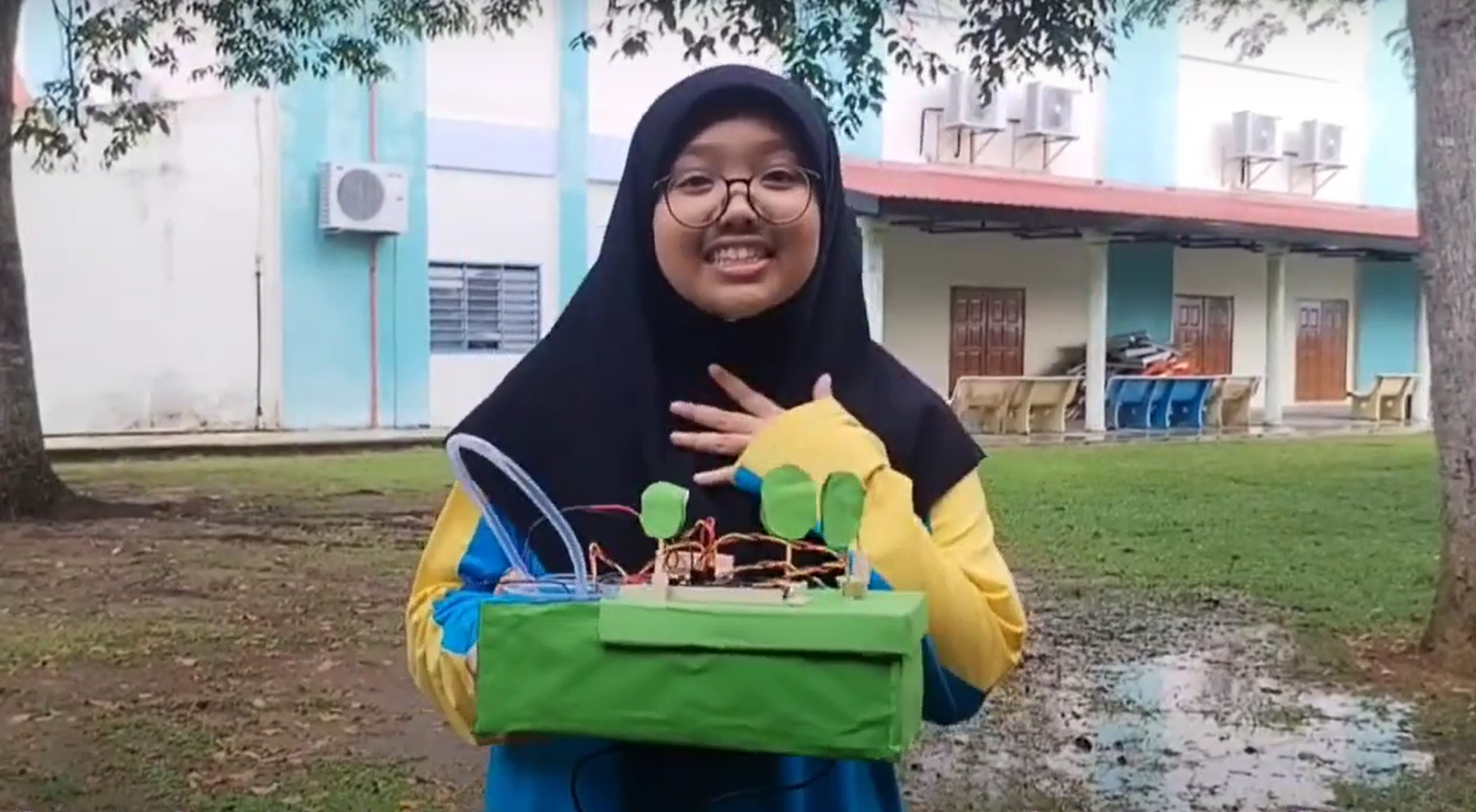 Student presents the River Buddies prototype