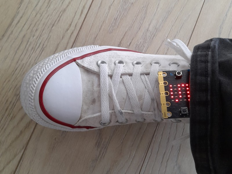 Step counter | micro:bit