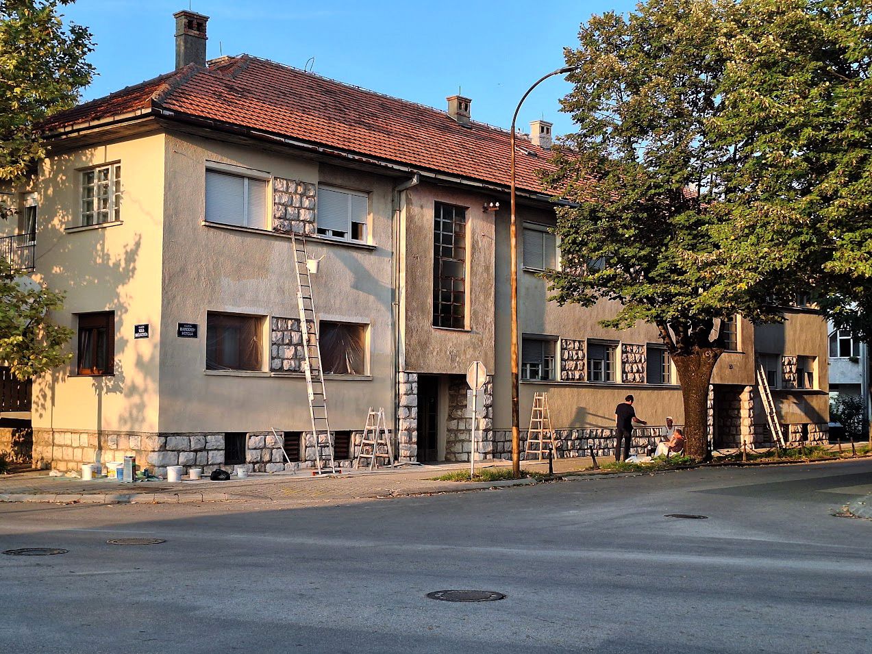 Obnova fasade na zgradi u ulici Narodnih heroja u NikÅ”iÄu