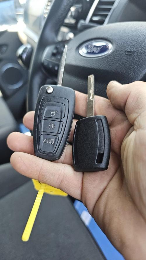 Ford Custom chip key (spare key) by Lock City in Bathavon South