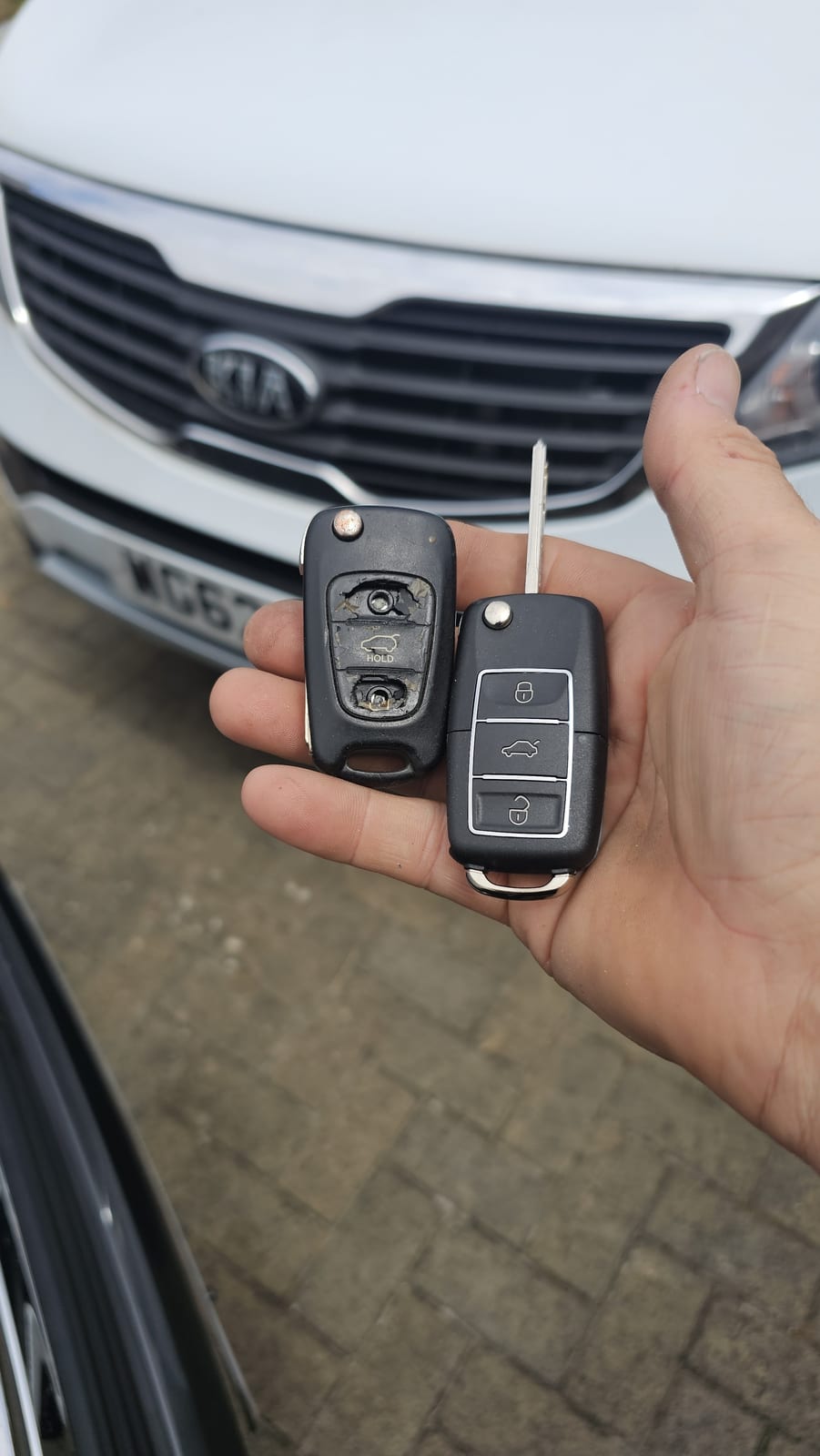Kia Sportage flip key (spare key) by Lock City in Clutton & Farmborough