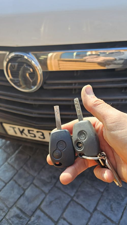 Vauxhall Movano flip key (spare key) by Lock City in Publow & Whitchurch