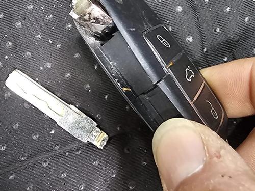 Skoda Octavia flip key (replacement) by Lock City in St George Troopers Hill