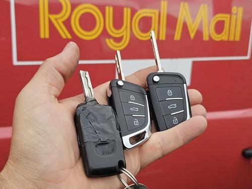 Peugeot Expert flip key replaced by a Lock City locksmith in Bristol